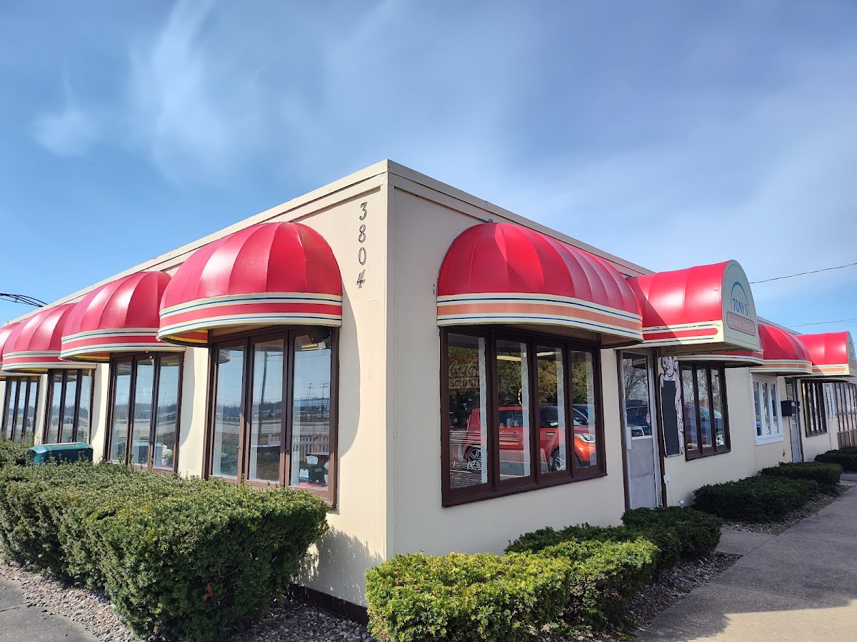 Tony's Bayview Drive-In